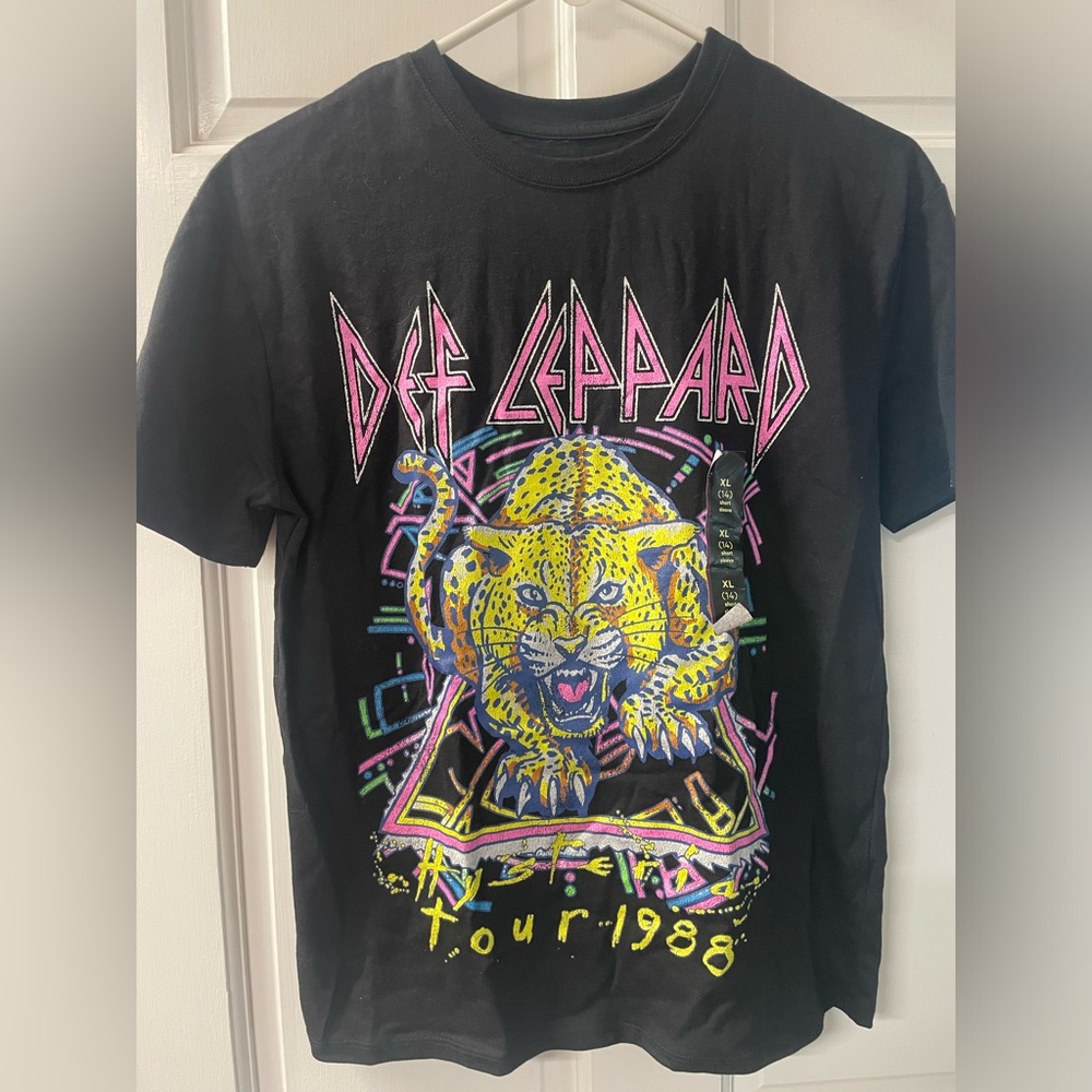 Def Leppard t-shirt